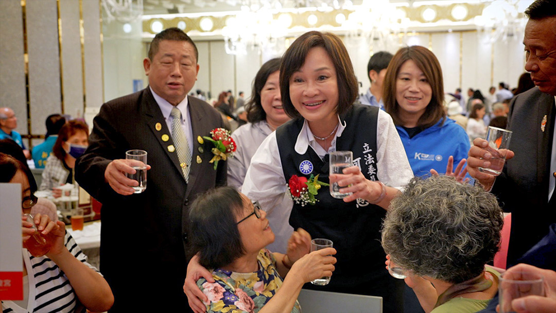 柯志恩提前動員強化在地連結,直接點名主要對手是邱議瑩或賴瑞隆。