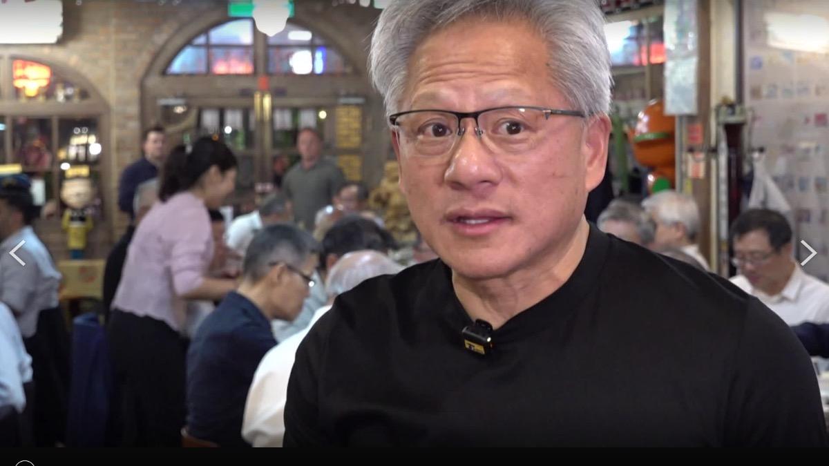 NVIDIA輝達執行長黃仁勳接受《TVBS》獨家專訪。(圖/TVBS)