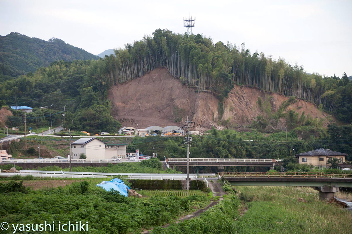 南海海槽地震專題6/熊本在2016年4月發生日本觀測史上首見的數日內兩次震度7地震，引發大規模土石崩落。