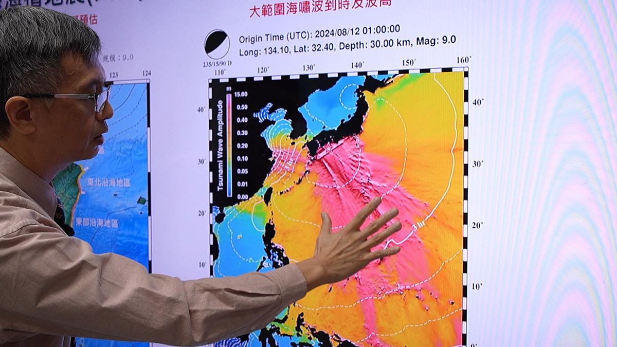 解析南海海槽海嘯模擬結果,高波高能量往日本沿岸集中。