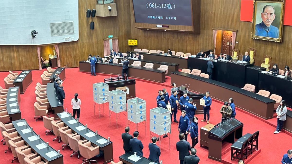 賴執政周年專題/立法院去年底對大法官被提名人進行同意全投票。